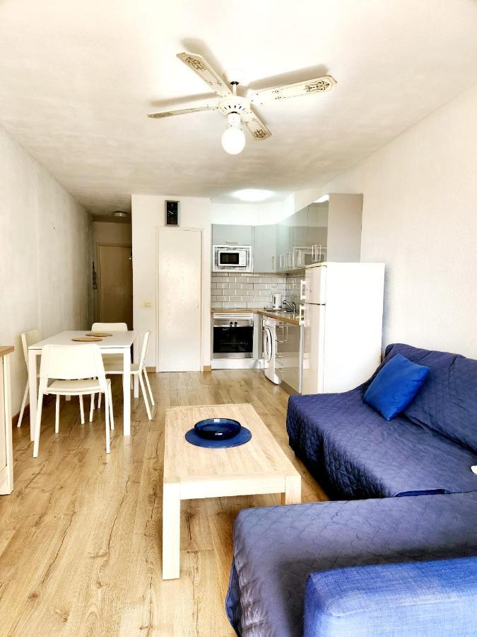 Lovely 1 Bed Apartment In Castle Harbour C108 Los Cristianos  Exterior photo